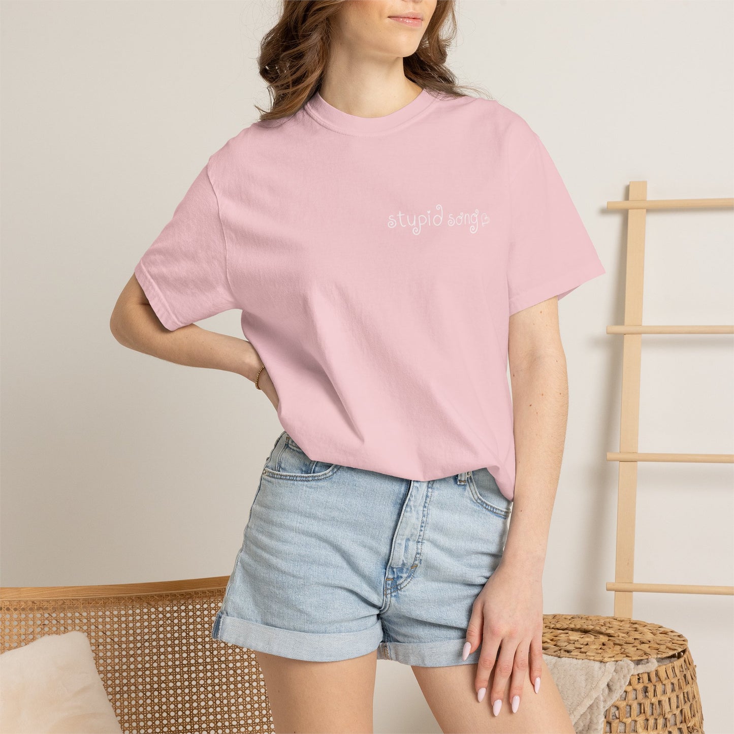 stupid song tee